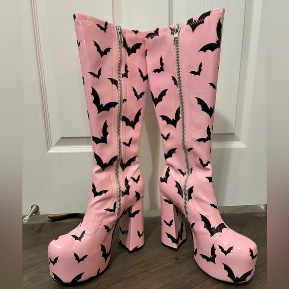 Dolls Kill Pink Bat Patterned Platform Boots - Picture 4 of 6